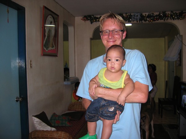 Jag och minstingen i en av familjerna, Reyn, Iligan city.