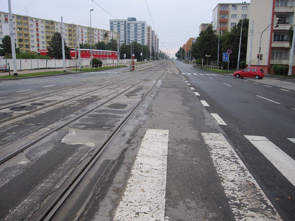 Hållplats Cerveny Vrch i nordvästra Prag.