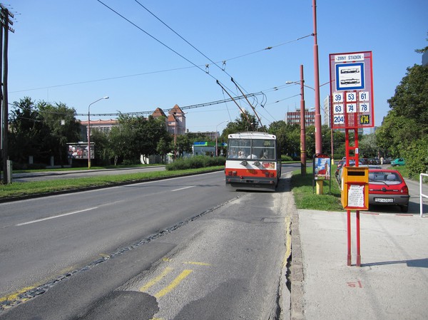 Station Zimny stadion, i närheten av mitt hotell, Bratislava.