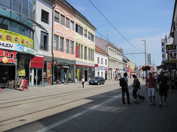 Obchodna gatan, centrala Bratislava.
