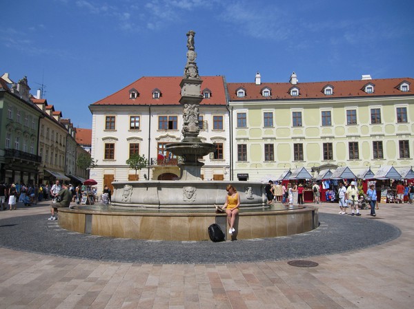 Roland's fountain, Hlavne nam, Bratislava.
