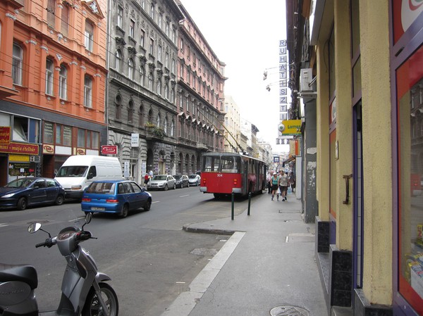 Gatuscen i Pest, Budapest.