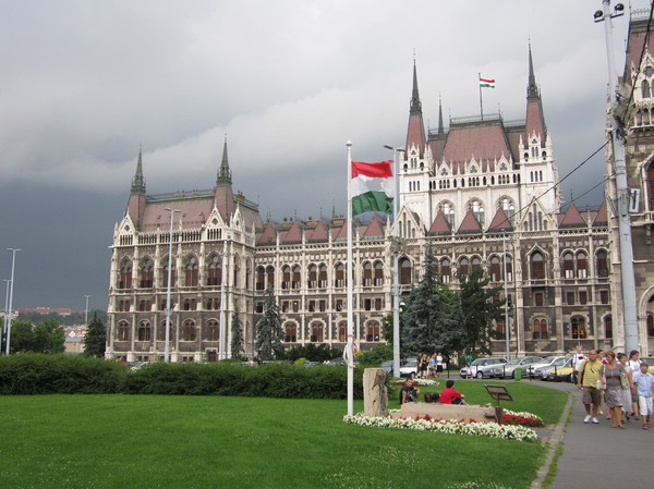 Parlamentet i Budapest, stadens största byggnad. Möjligen också den vackraste av dem alla! Nygotisk stil.