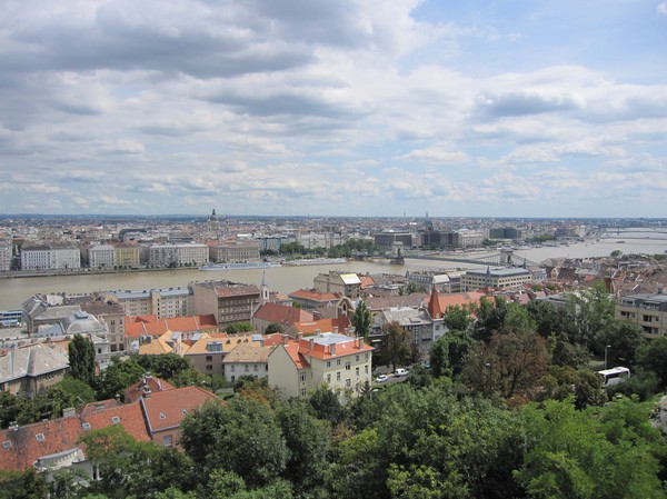 Centrala Budapest från Budapest castle district.