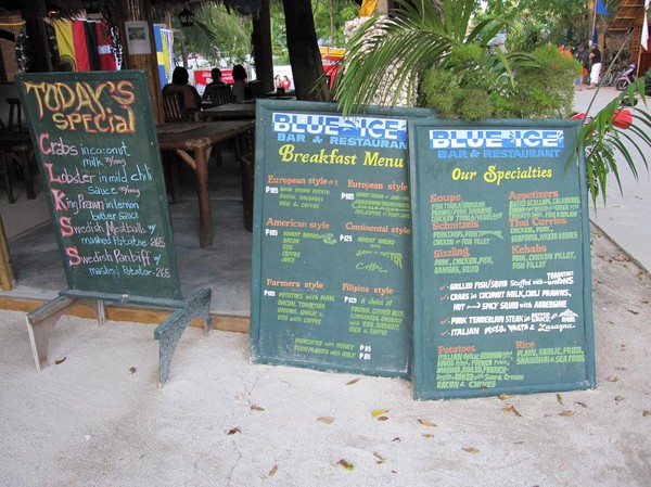 Anders har kanonmat. En av mina favoriträtter är hans autentiska Spaghetti Bolognese. Bara på Blue Ice Bar, Santa Fe, Bantayan island.