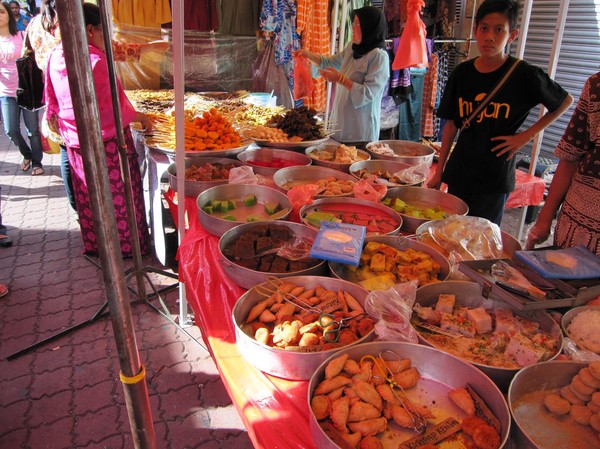 Gatuförsäljare Little India.