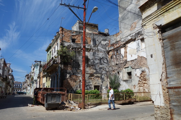 Fasadmålning Centro Habana, Havanna.