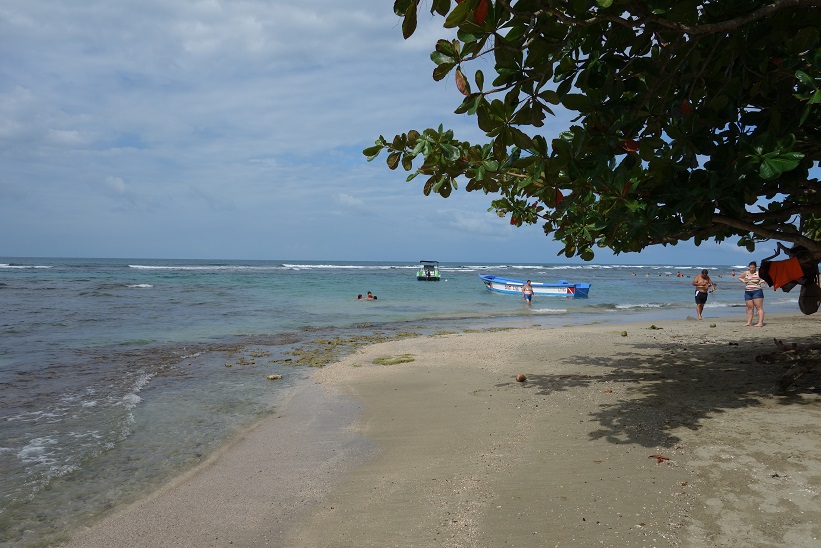 Stranden i centrala Puerto Viejo var mer än godkänd.