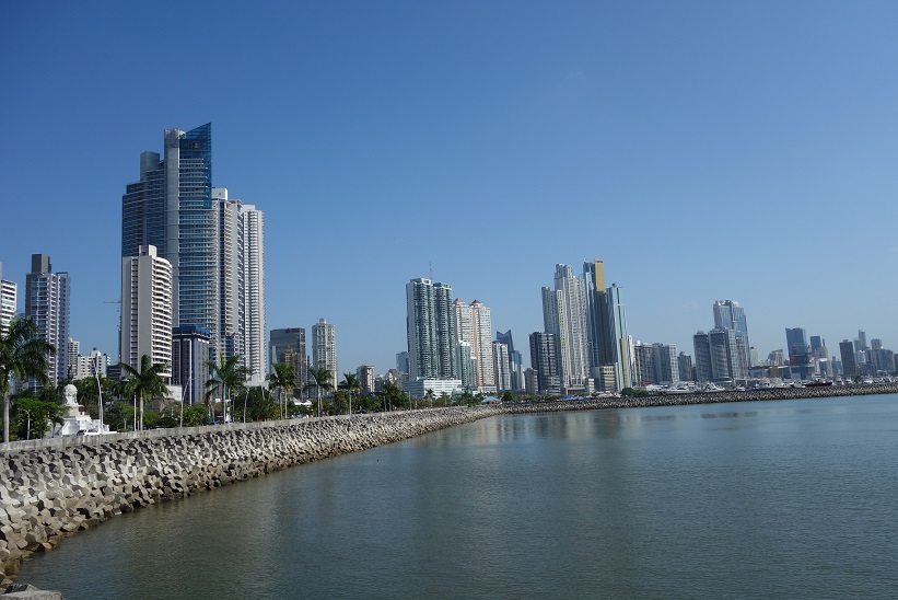 Ciclovía Cinta Costera, Panama city.