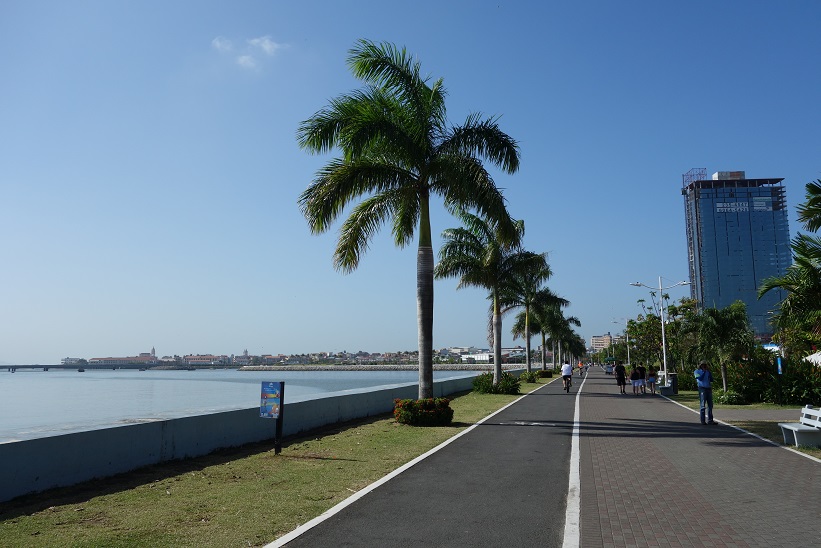 Ciclovía Cinta Costera, Panama city.