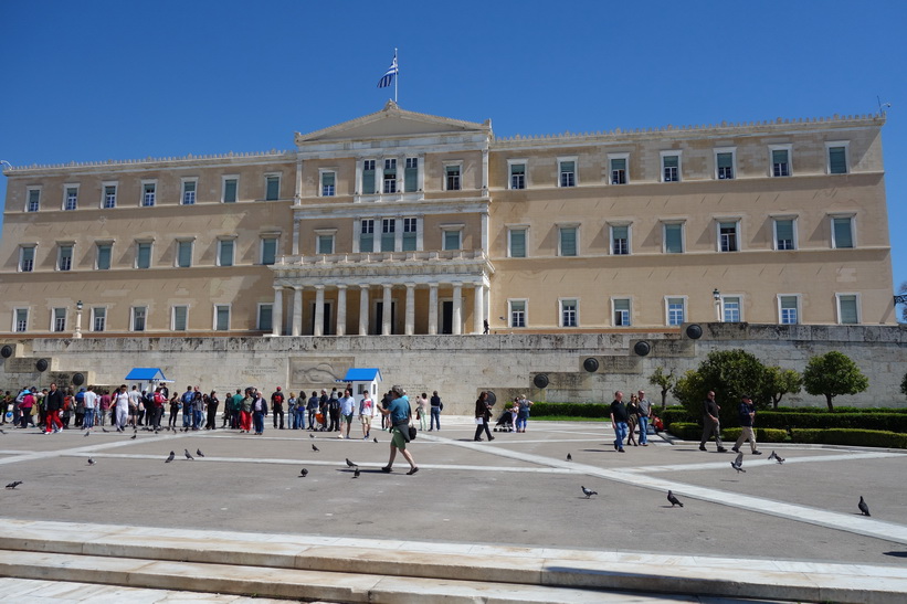 Precis slut på nationalgardets vaktparad framför parlamentet, Aten.