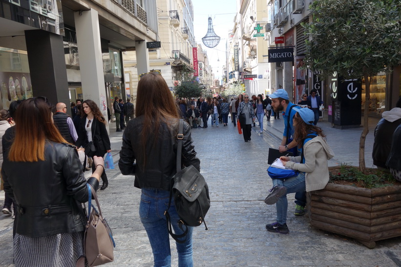 Längs gågatan Ermou i centrala Aten.