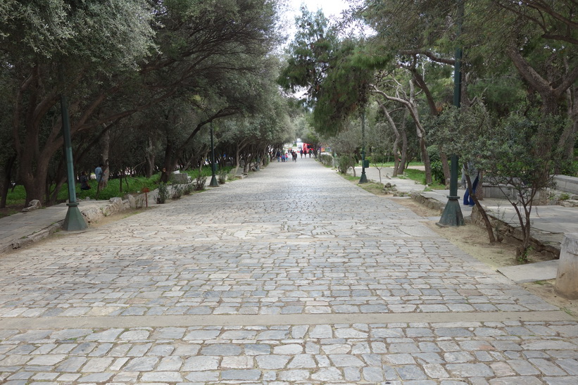 Promenadväg på Filopápposkullen, Aten.