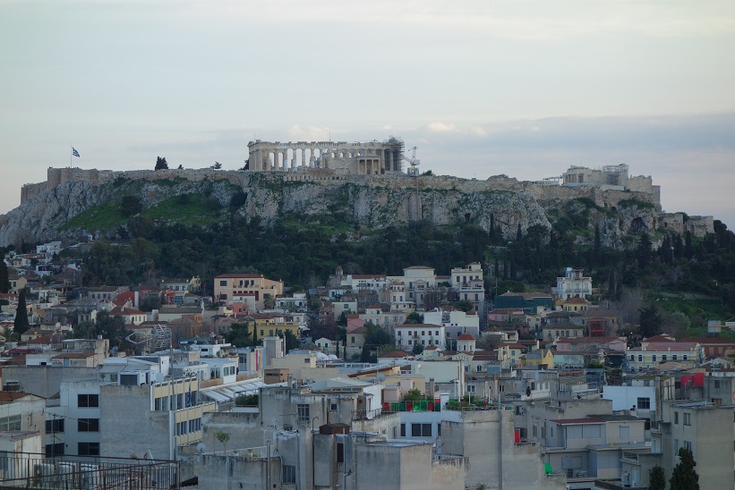 Vy över Acropolis från mitt hotell.