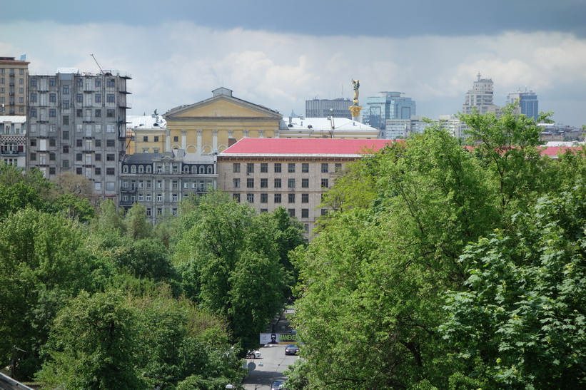 Utsikt från djävulsbron i riktning mot Maidan-torget, Kyiv.