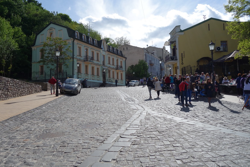 Gatuscen längs Andriyivski uzviz, Kyiv.