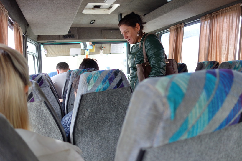 Här har jag precis satt mig i bussen till Tiraspol på busstationen i centrala Chișinău.