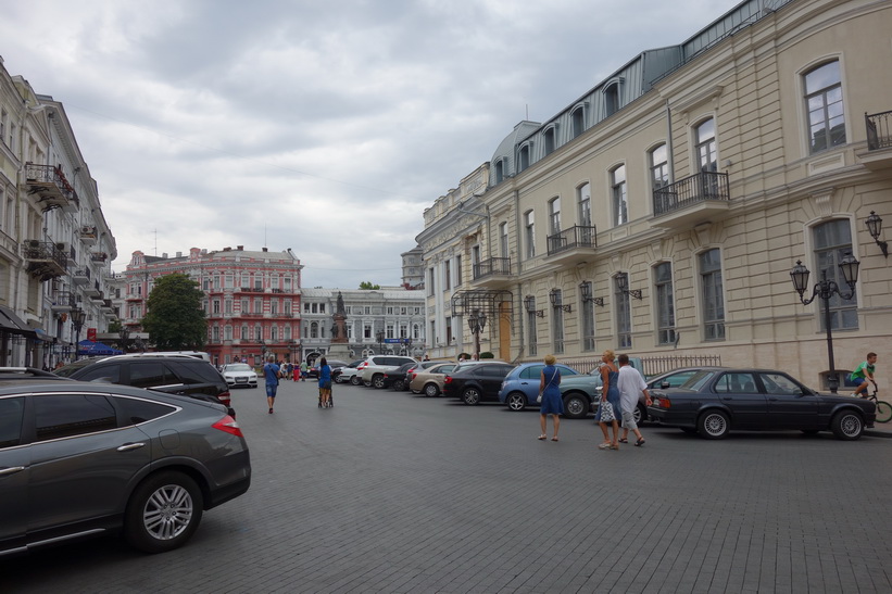 Vacker arkitektur i centrala Odessa.