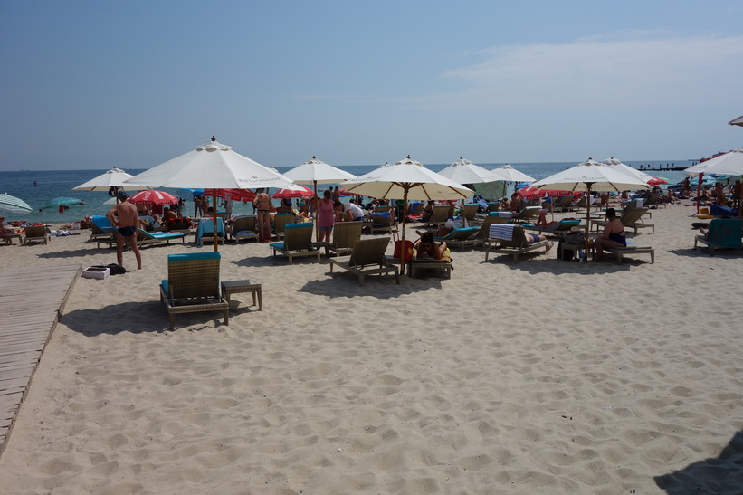 Stranden i Odessa. Helt ok strand med trevlig stämning.
