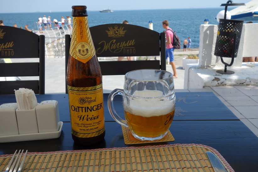 Veteöl brukar jag ha svårt för, men denna tyska veteöl var ett undantag. Stranden i Odessa.