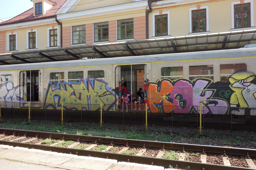 Stationen i Sighișoara. Inför tågresan mellan Sighișoara och Sibiu.