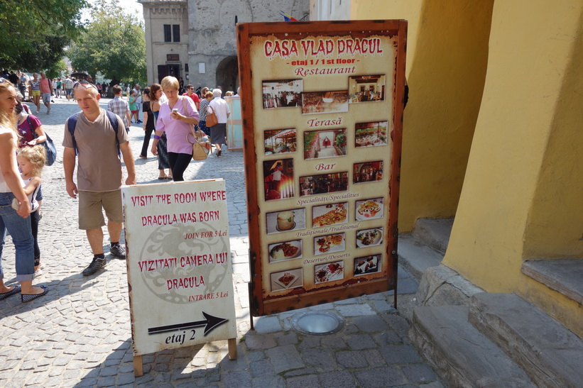 Entrén till Casa Vlad Dracula, Sighișoara, Transsylvanien.