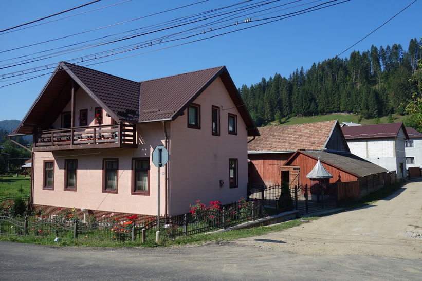 Promenaden från Gura Humorului till Voronet monastery.