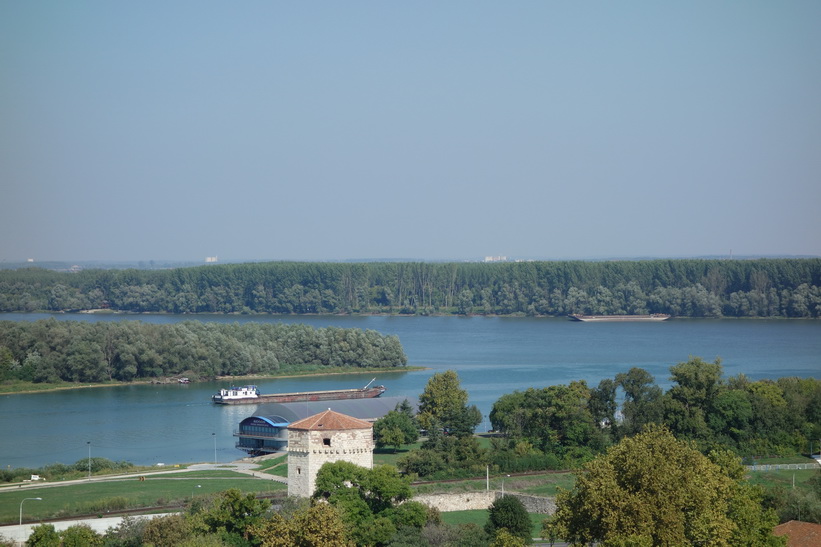 Vy från fortet över Donau.