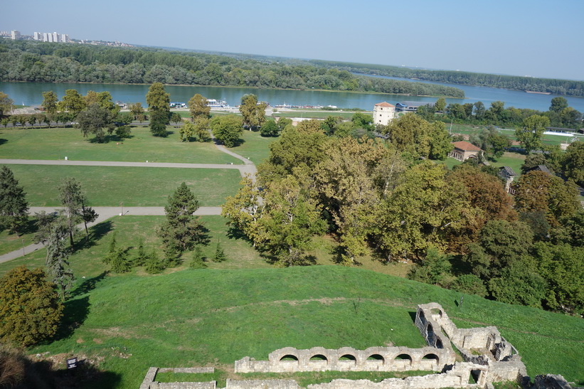 Vy från fortet över Donau.