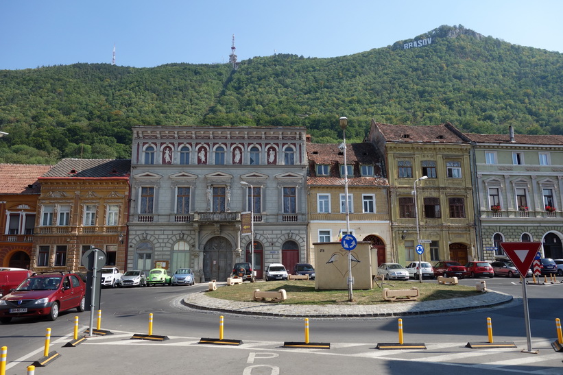 Arkitektur i centrala Brașov.