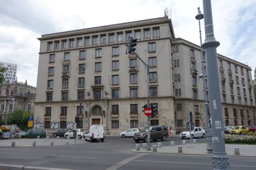 Gatuscen längs Calea Victoriei, Bukarest.