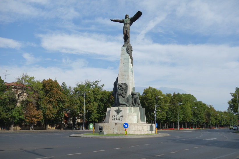 Monument to the Heroes of the Air, Bukarest.