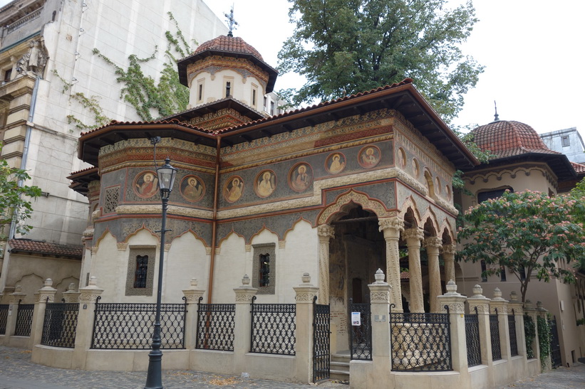 Vackra Stavropoleos Monastery, gamla staden, Bukarest.