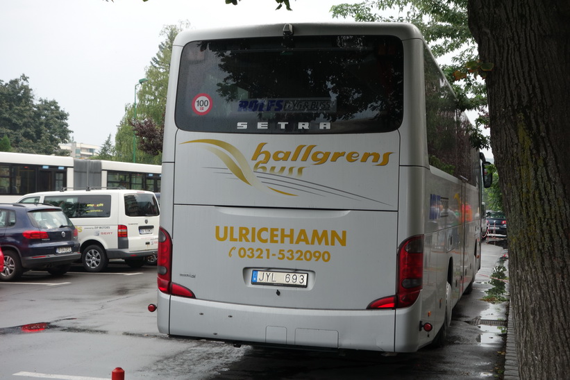 Denna buss har jag sett två dagar i rad. Big business in Romania?