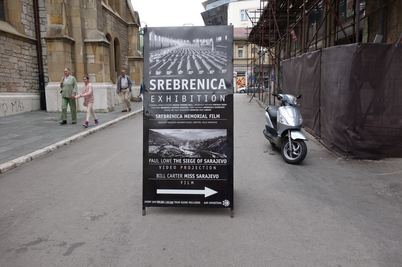 Offren för massakern i Srebrenica glömmer man aldrig här.