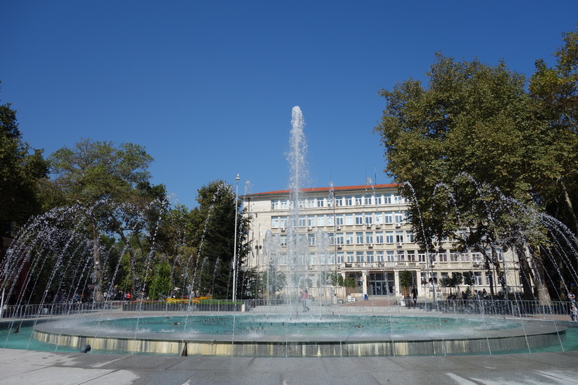 Torget Nezavisimost i centrala Varna.