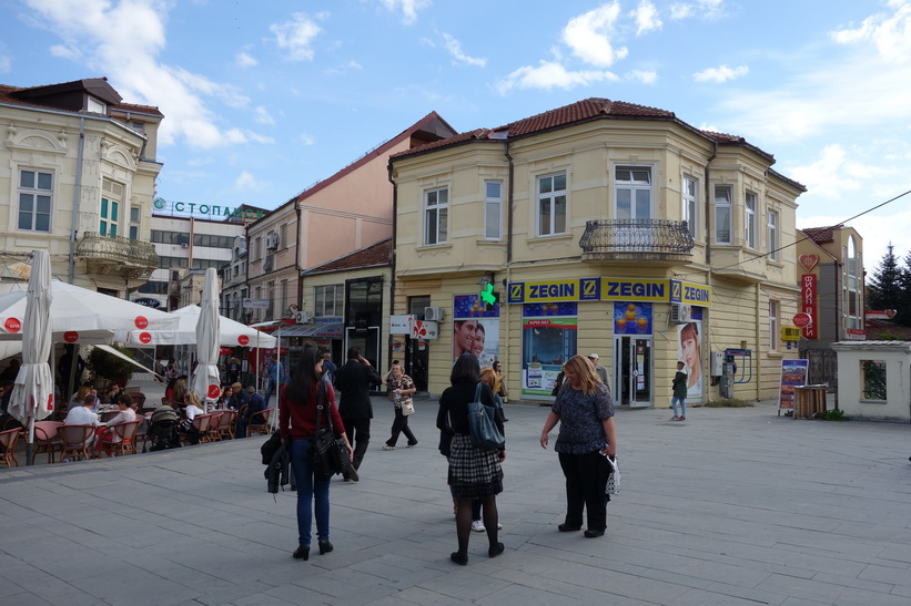 Torg i centrala Bitola.