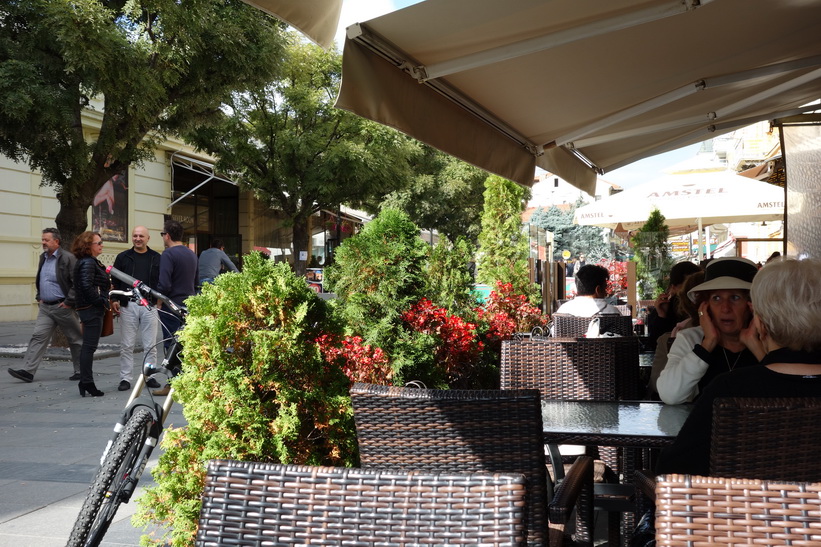 Restaurang Ravenna längs gågatan i centrala Bitola blev mitt val för lunchen.