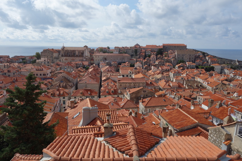 Promenaden på ringmuren i Dubrovnik.