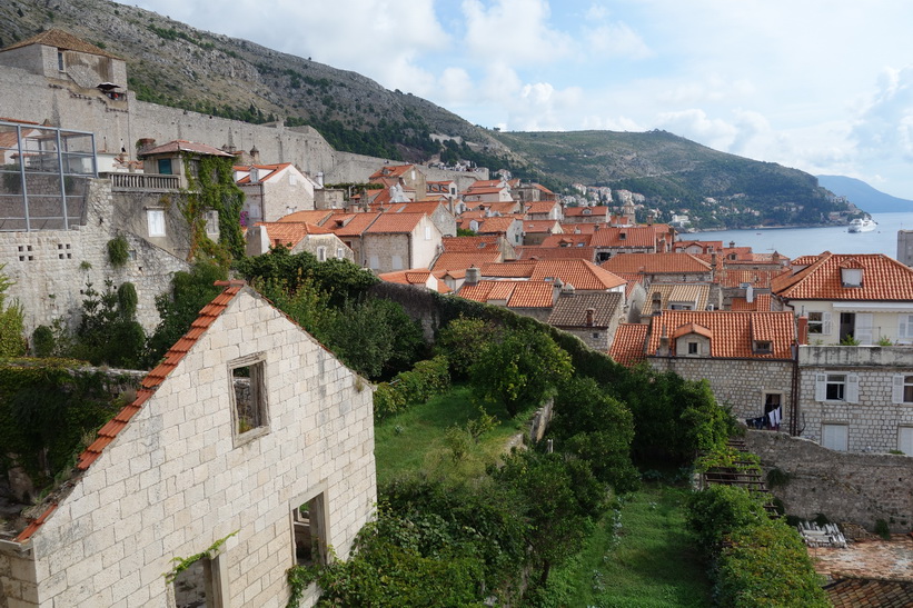 Promenaden på ringmuren i Dubrovnik.