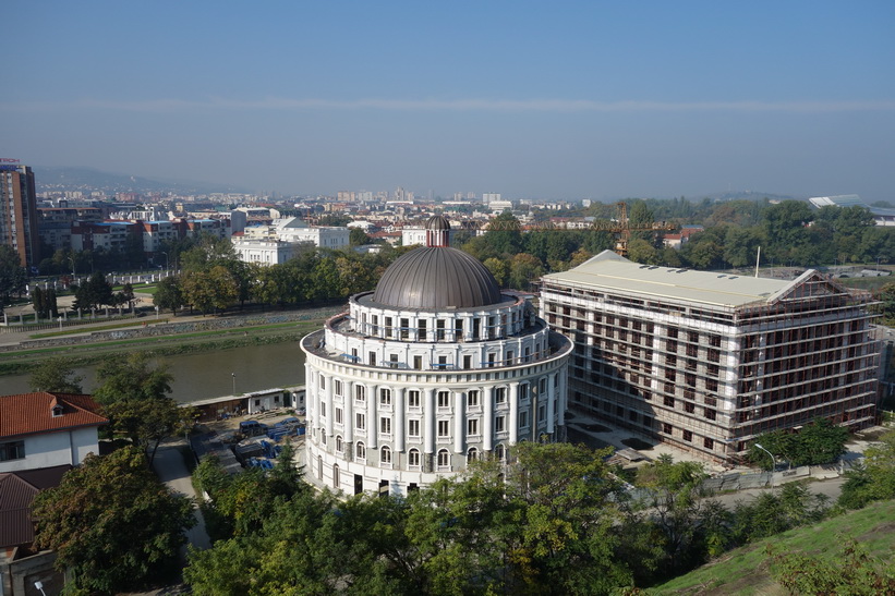 Vy över centrala Skopje från Kale-fästningen.