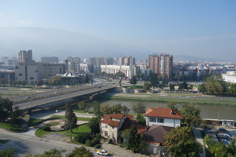 Vy över centrala Skopje från Kale-fästningen.