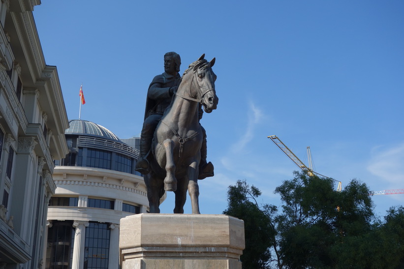 Staty vid Ministry of Foreign Affairs, Skopje.