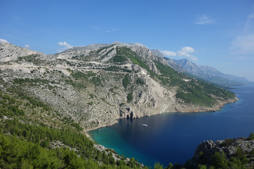 Kusten längs Dalmatien i Kroatien är sagolikt vacker.