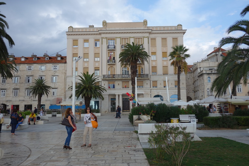 Rivan och del av Diocletianus palats, Split.