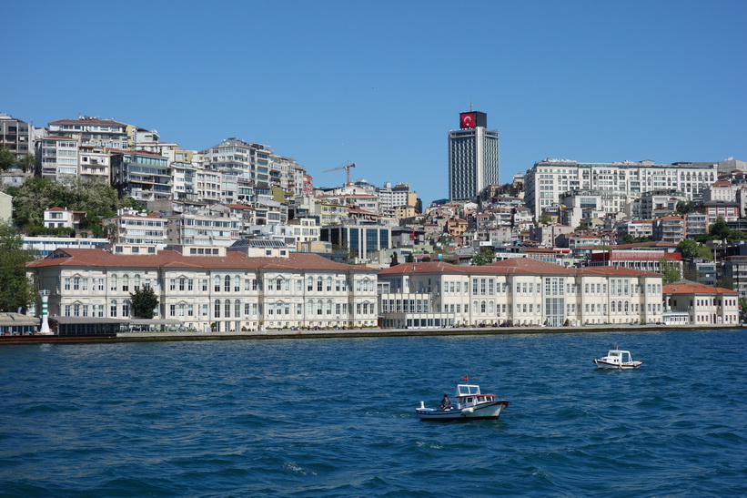 Mimar Sinan Güzel Sanatlar Üniversitesi i sikte, Bosporen-turen, Istanbul.