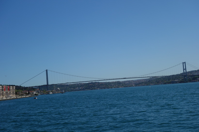 Boğaziçi Köprüsü (Bosporenbron), Istanbul.