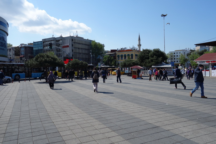 Torget vid färjeterminalen i Kadiköy, Istanbul.