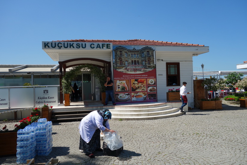 Küçüksu Kasrı Cafe & Restaurant vid Küçüksu Kasrı, Istanbul.