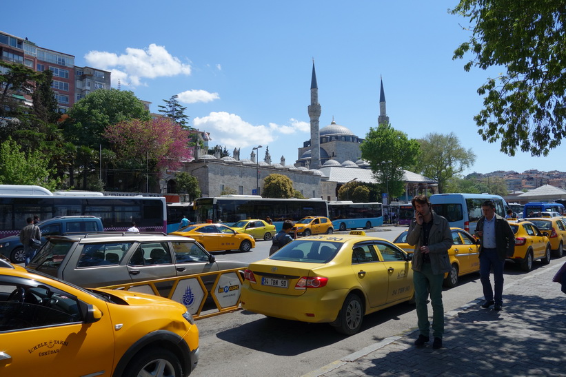 Gatuscen i Üsküdar, Istanbul.